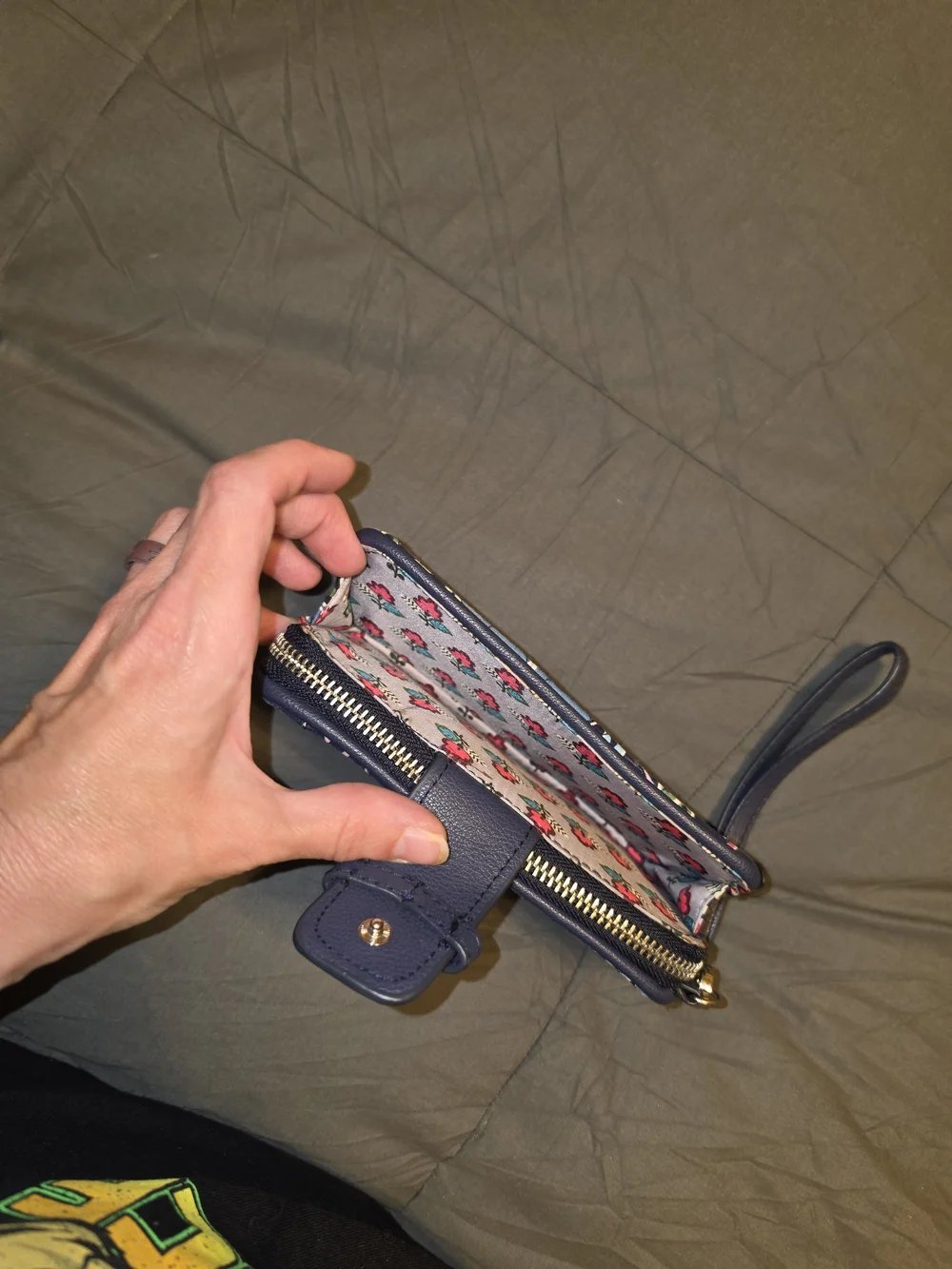 Vera Bradley Fox Forest Wallet - Picture 4 of 8